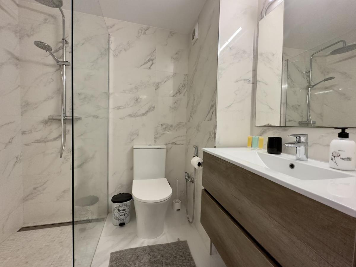 Calanyas Sea View Apartment Benidorm Bagian luar foto